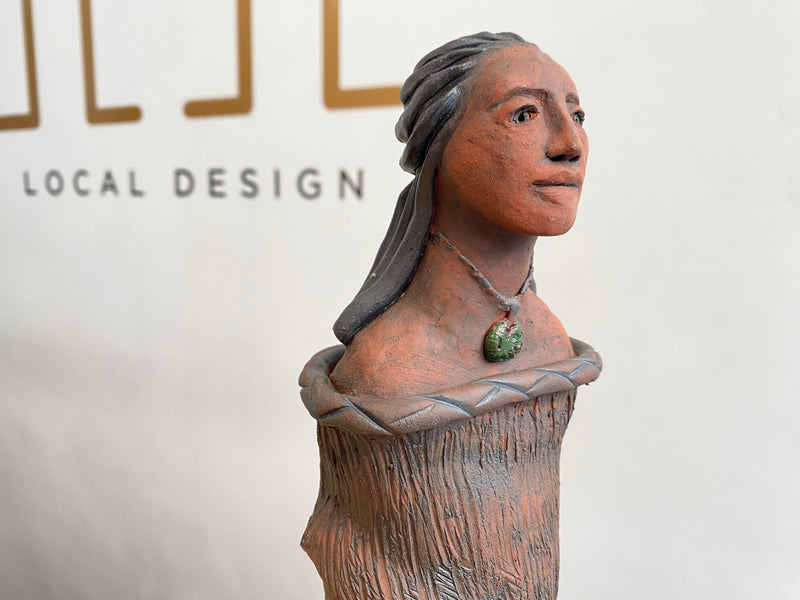 Mana Tangata Sculpture - Wahine