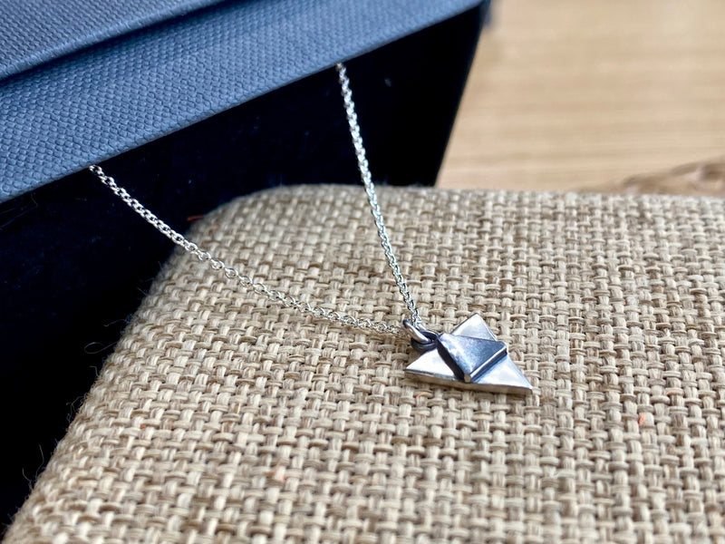 Aronui Pendant - silver