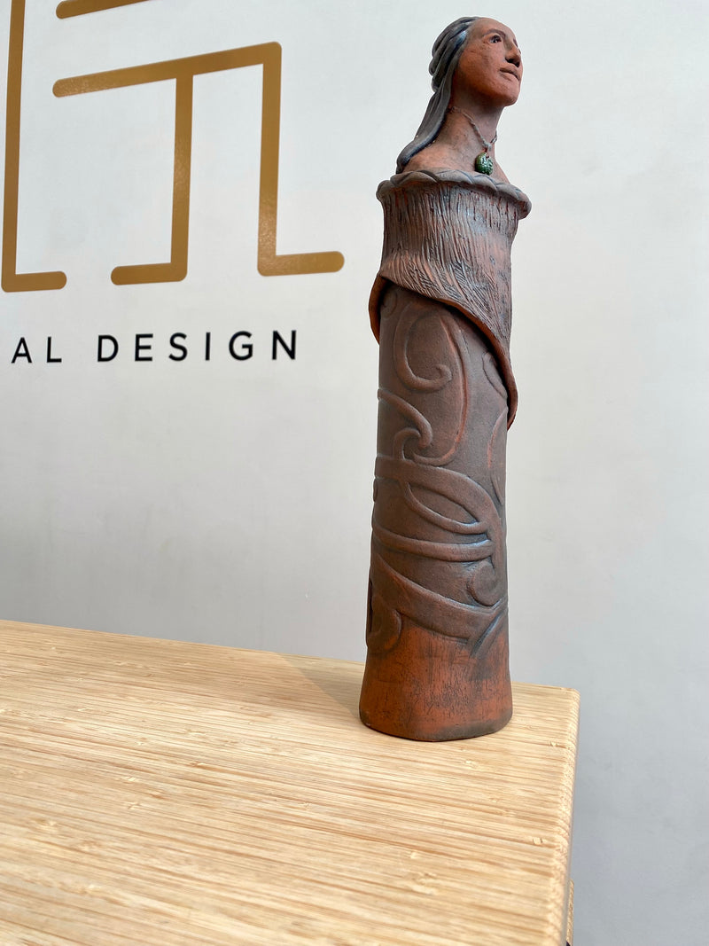 Mana Tangata Sculpture - Wahine