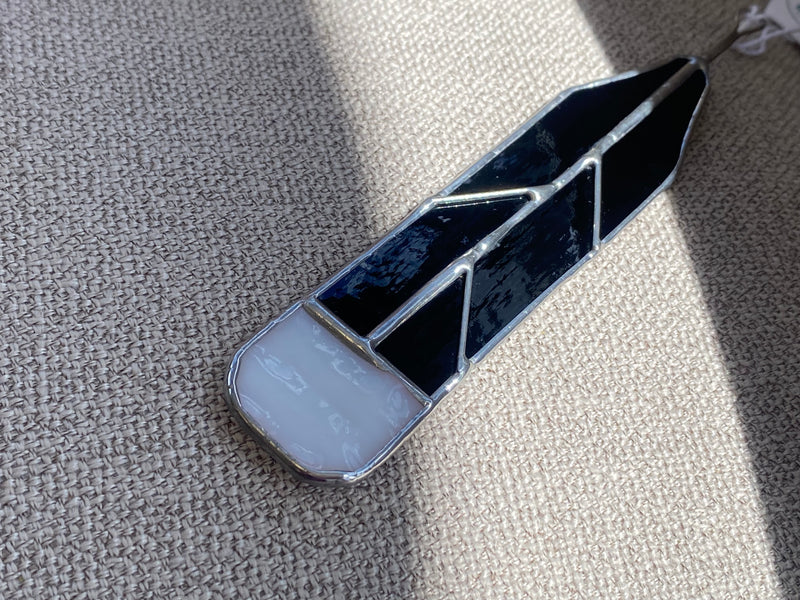 Magpie Castle Glass Huia Feather