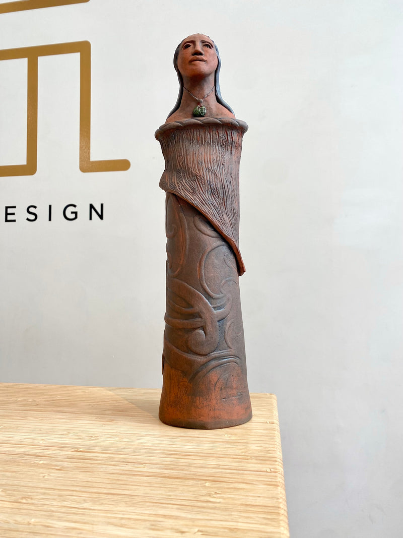 Mana Tangata Sculpture - Wahine