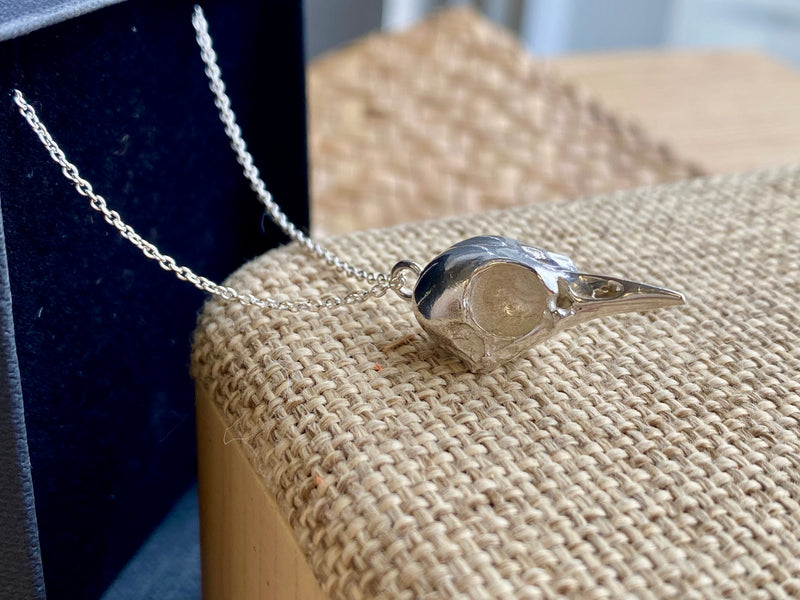 Tauhou Bird Skull Pendant - silver