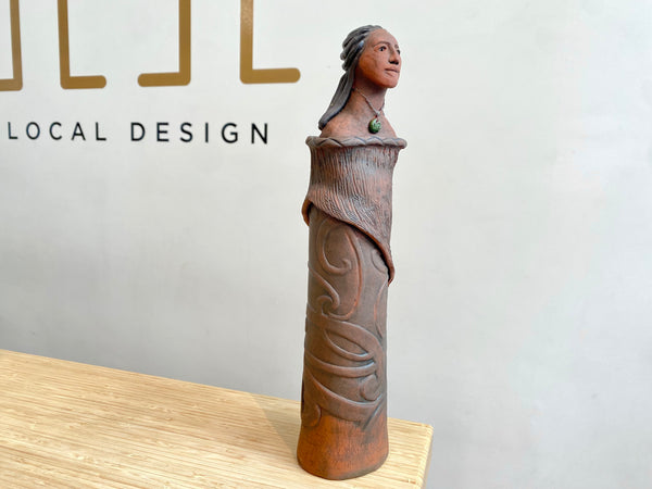 Mana Tangata Sculpture - Wahine