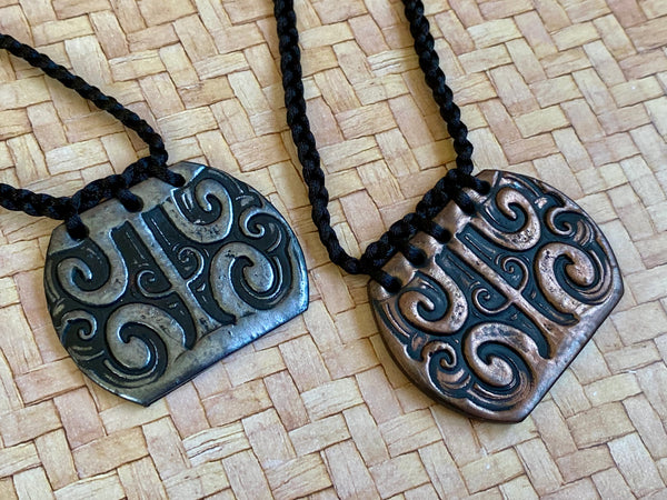 Medium Moko Kauae pendant