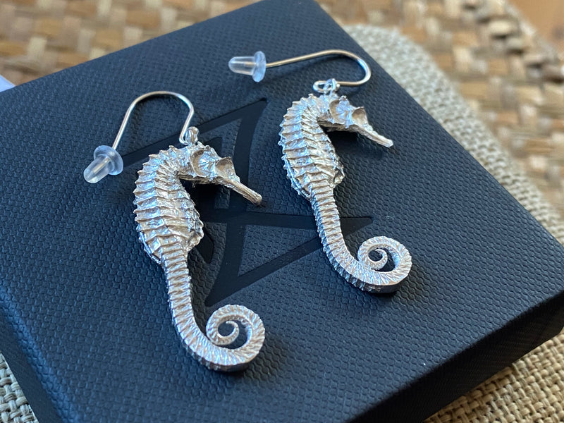 Seahorse Earrings - silver