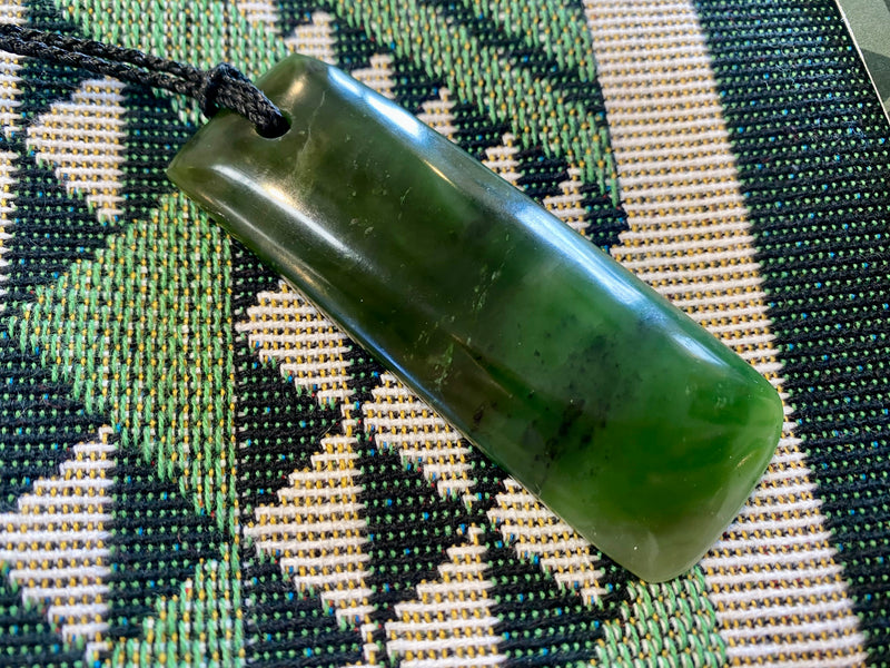 Pounamu Large Toki pendant