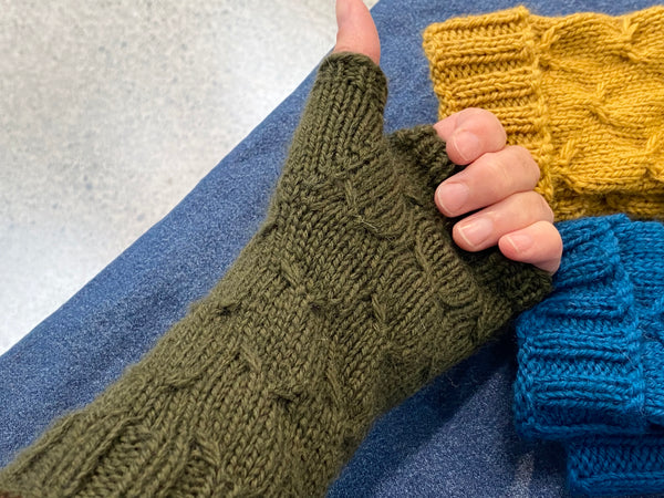 Woollen Knitted Gloves