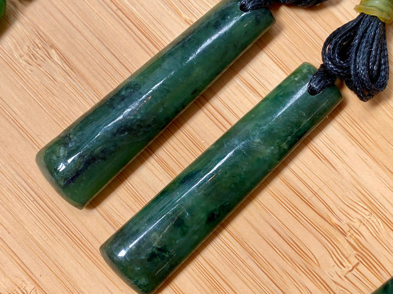 NZ Pounamu Toki pendant simple