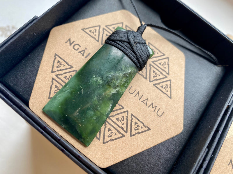 Ngāi Tahu Medium Toki Pendant