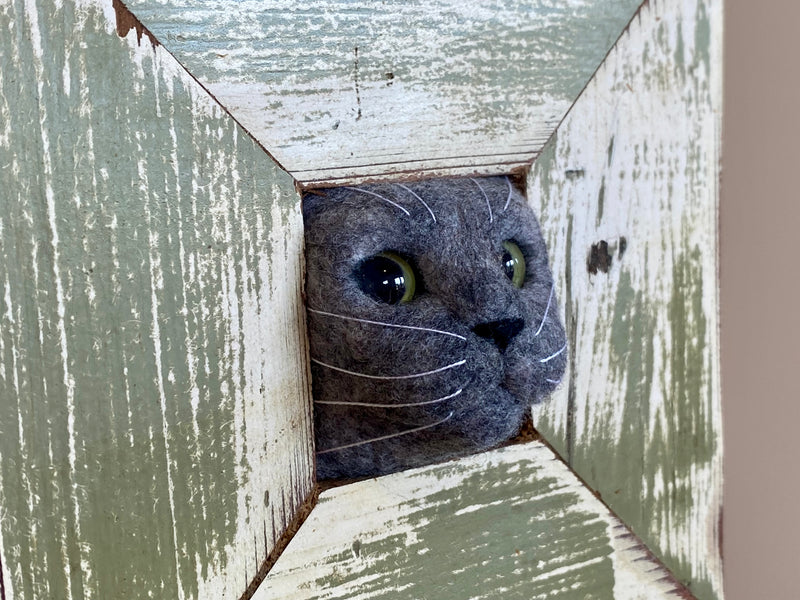 Handfelted Cat in Frame - grey