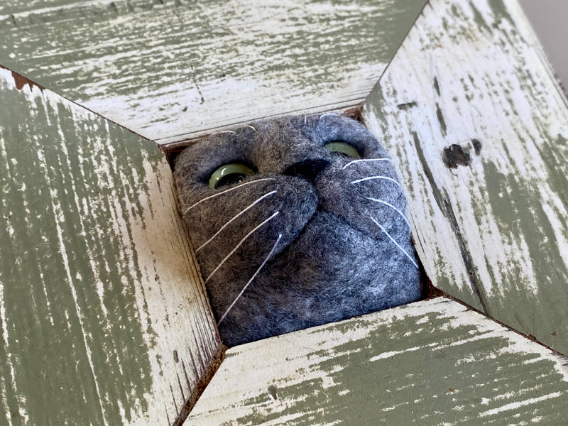 Handfelted Cat in Frame - grey