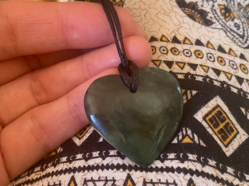 NZ Pounamu Manawa Heart pendant