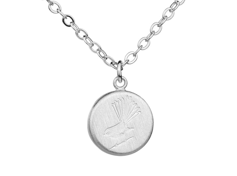 Little Taonga necklace - Fantail Circle