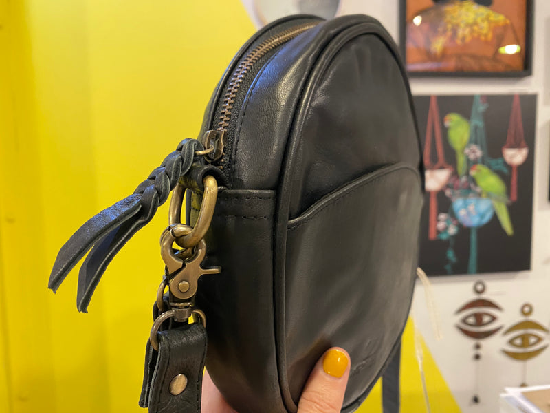 Leather top canteen bag