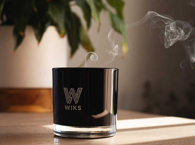 Wiks Candle and Refil Set