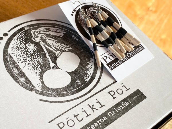 Piupiu earrings - Pango/Black