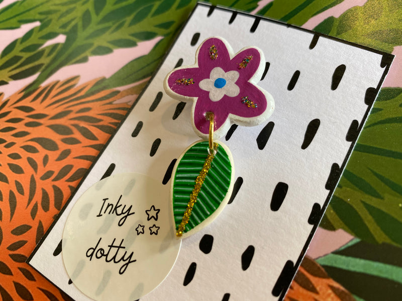 Inky Dotty Flower Leaf brooch